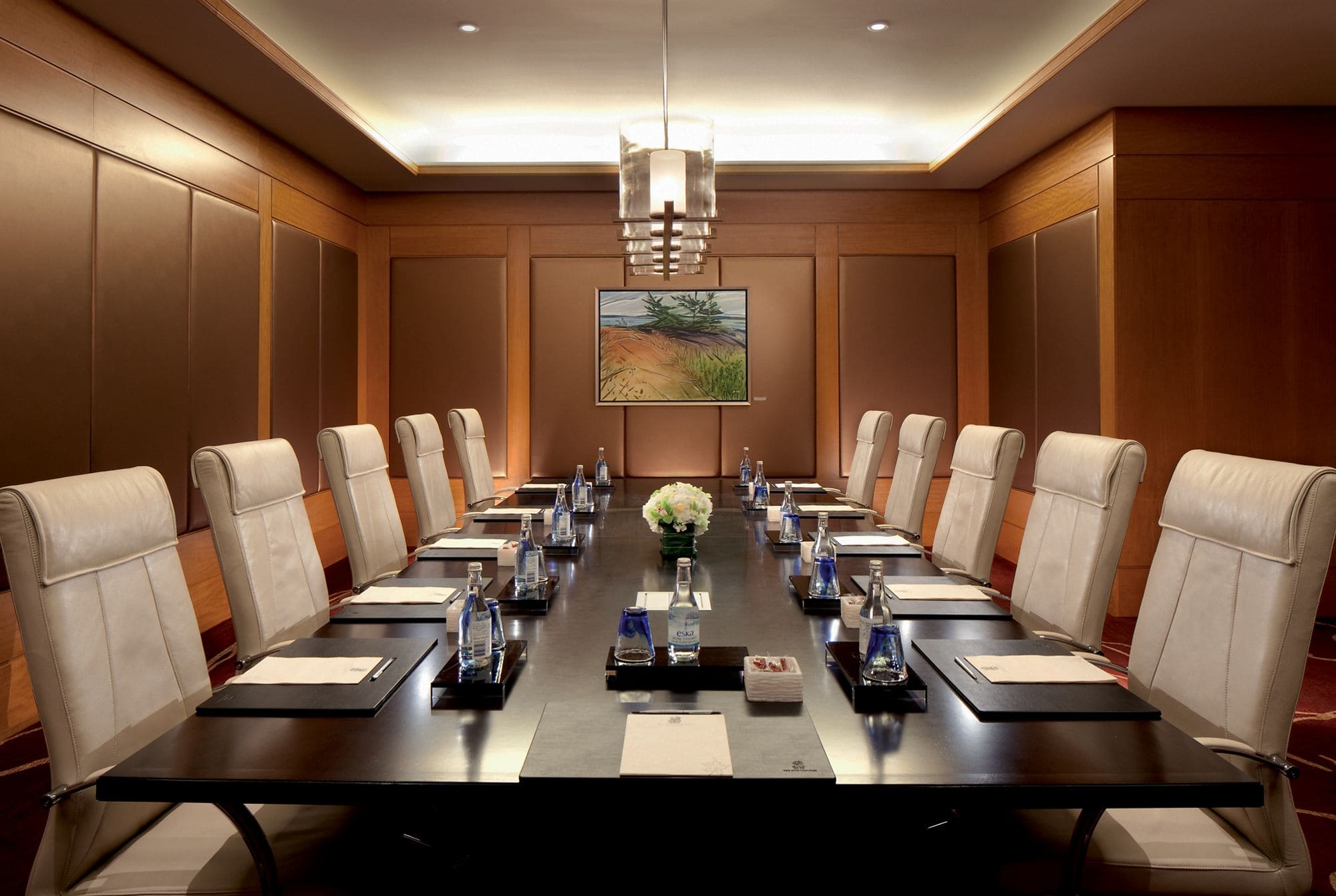 Businesscentrum met 2 vergaderruimtes, boardroom en multifunctionele evenementenruimte